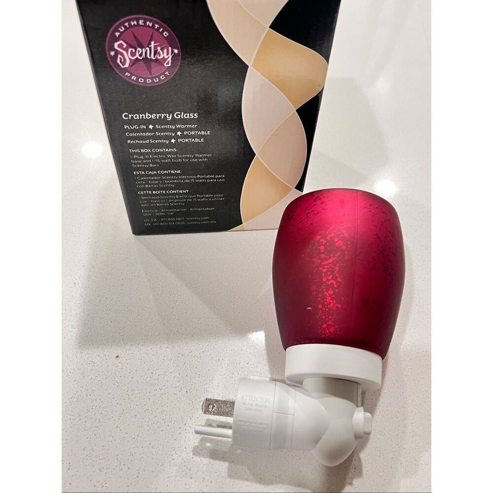 Scentsy Speckled Glitter Cranberry Red Glass Plug-In Mini Nightlight Warmer NWOT